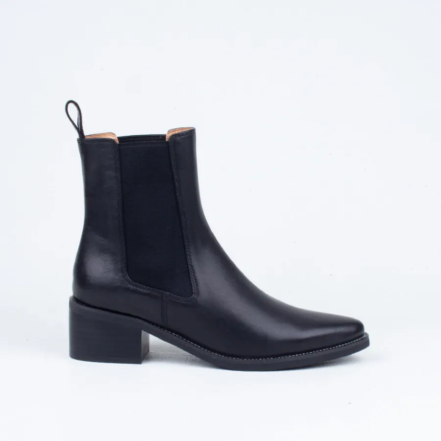 Chelsea^Martinez Valero by Bresley Daily Ankle Boot Black