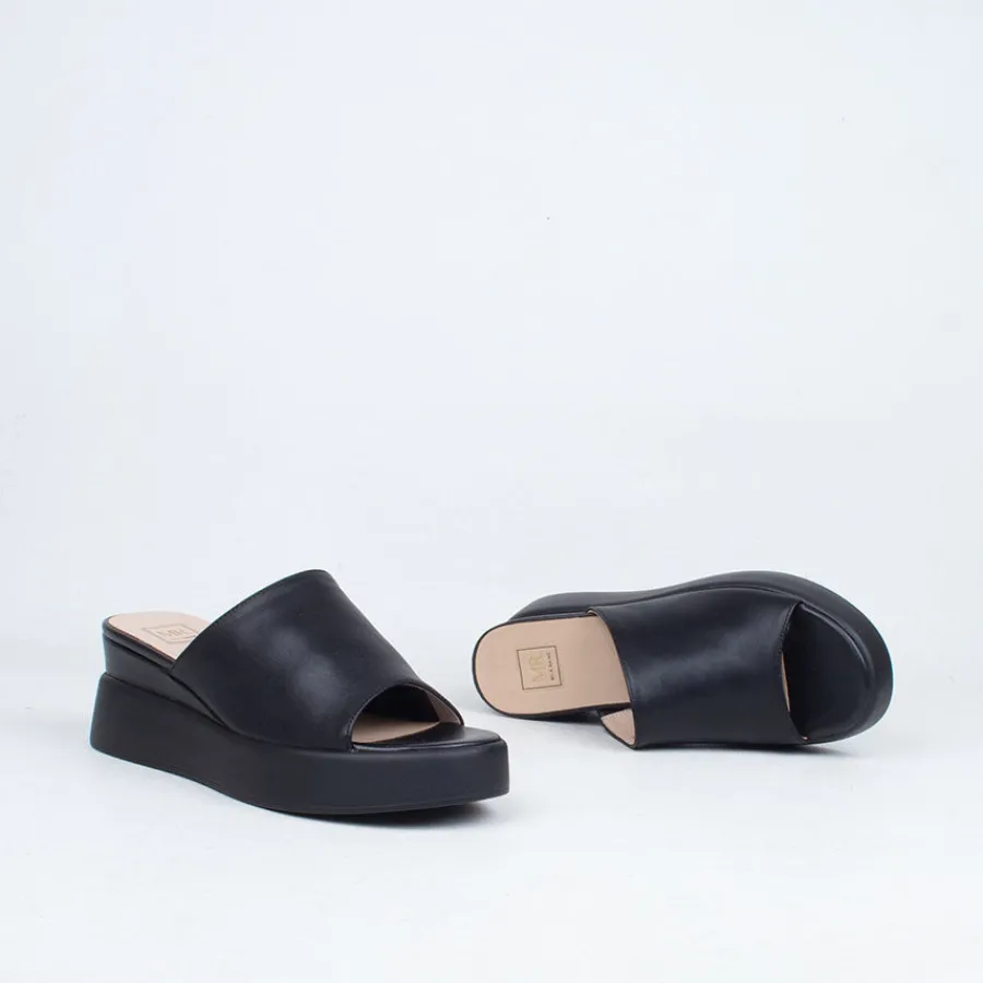 Wedges^Mila Raine Damziel Slide