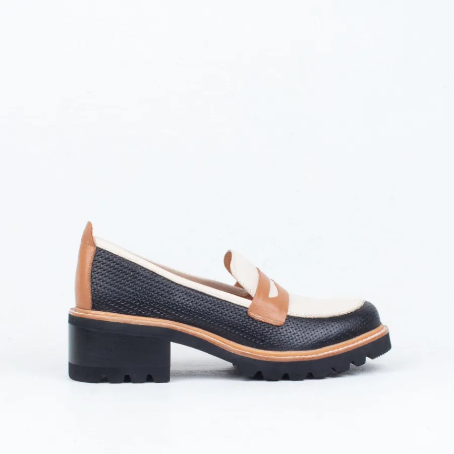 Work Shoes | Loafers^Martinez Valero by Bresley Delmira Loafer BlackMulti