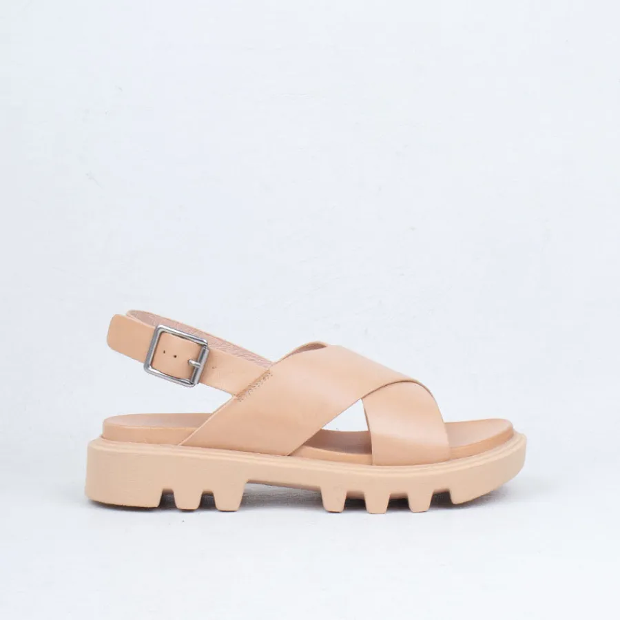 Flat^EOS Flighty Sandal 2 Nude