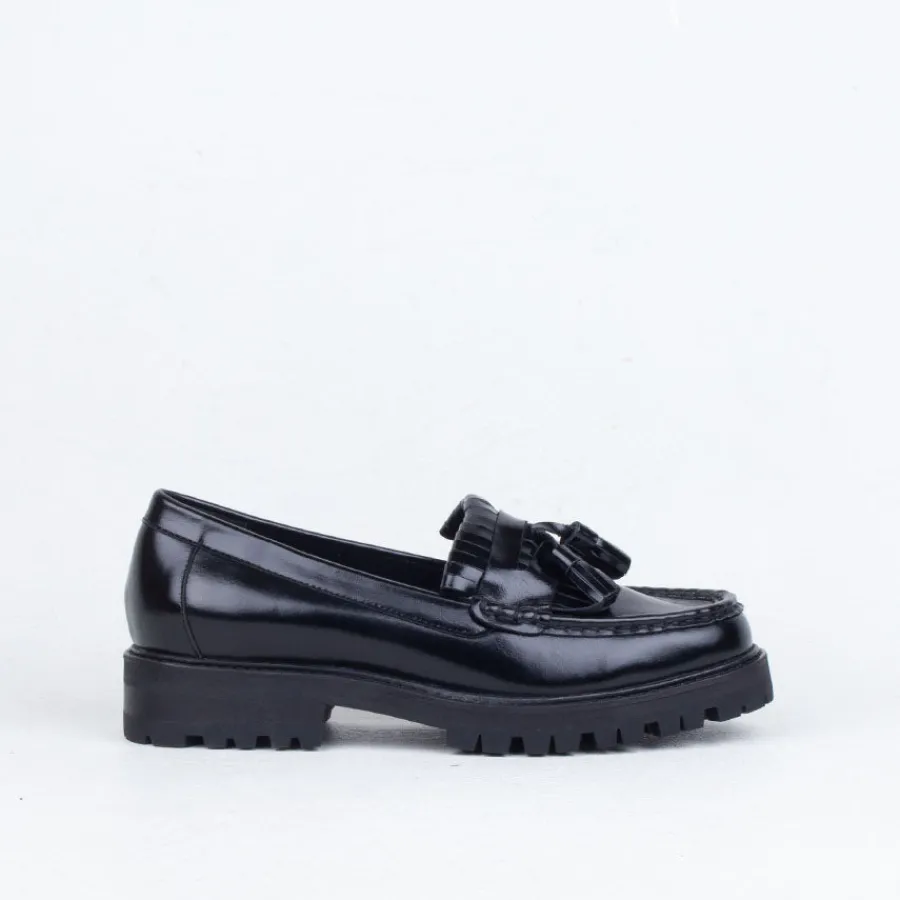 Work Shoes | Loafers^Ernest Wyler Fringe Loafer Black