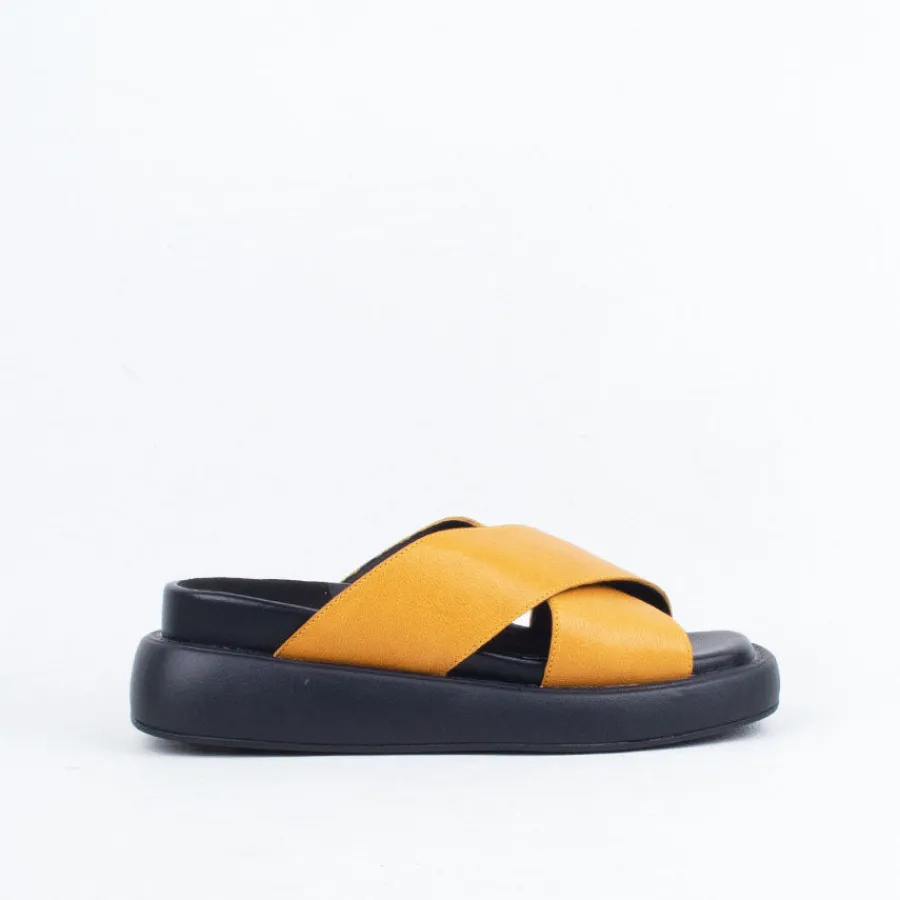 Flat | Wedges^Minx Future Slide