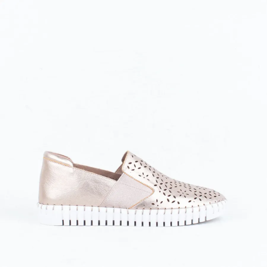 Slip On | Slip On^Django & Juliette Harel Slip On