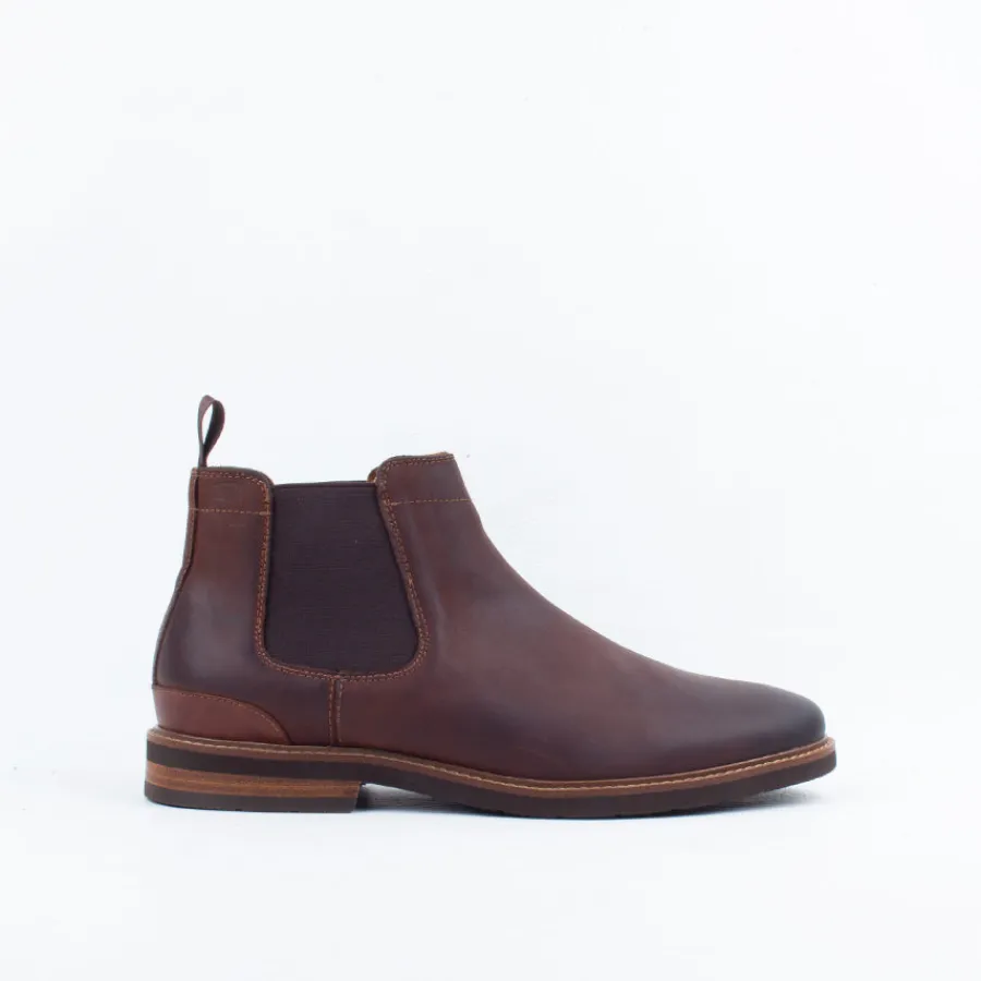 Slip On^Florsheim Highland Cheslea Boot Brown