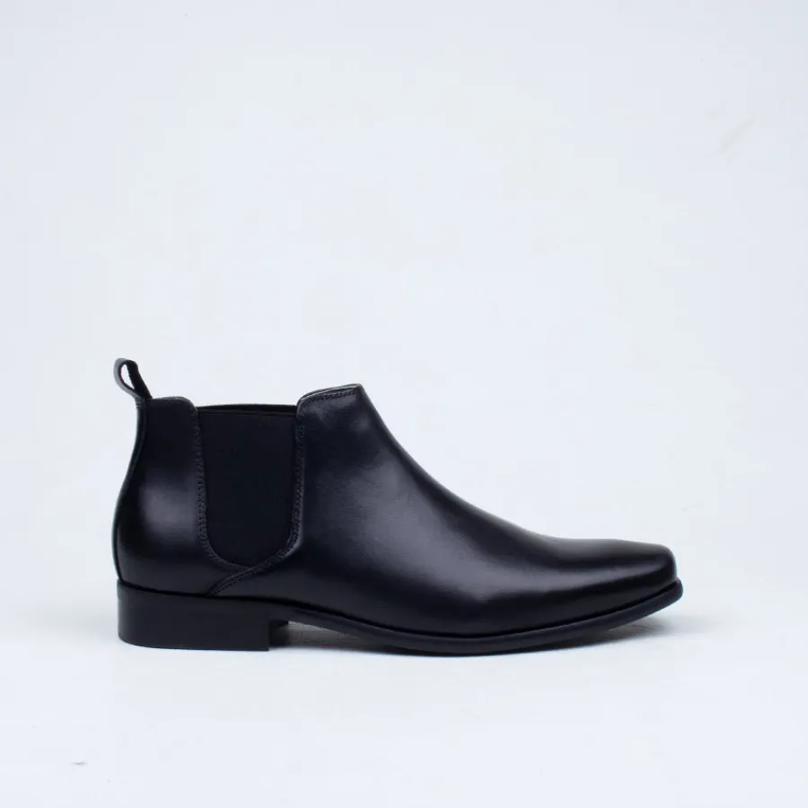 Slip On^Julius Marlow Kick Chelsea Boot