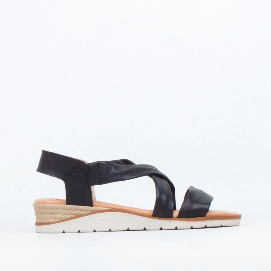 Flat^X Bonita - Spain Laura Sandal