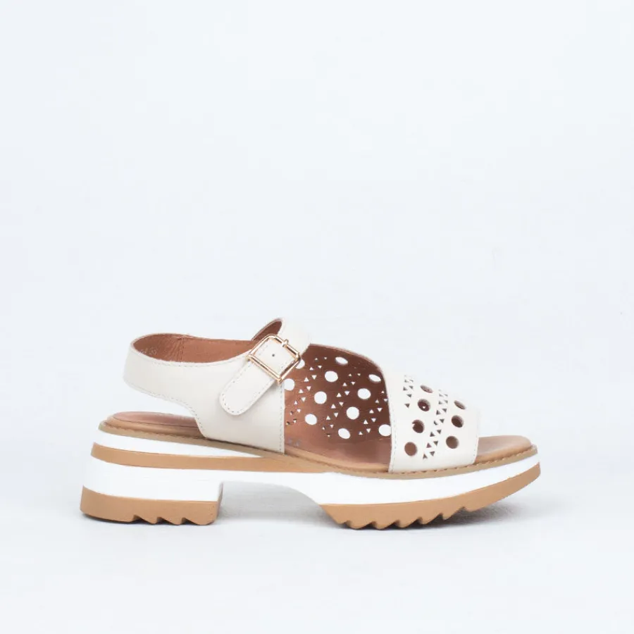 Flat^Alfie and Evie Little Sandal Cream