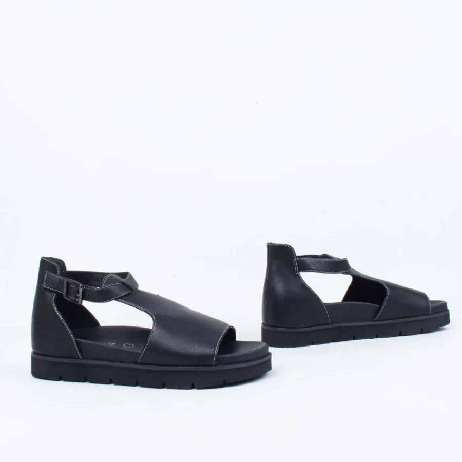 Flat^Ernest Wyler Mooch Sandal