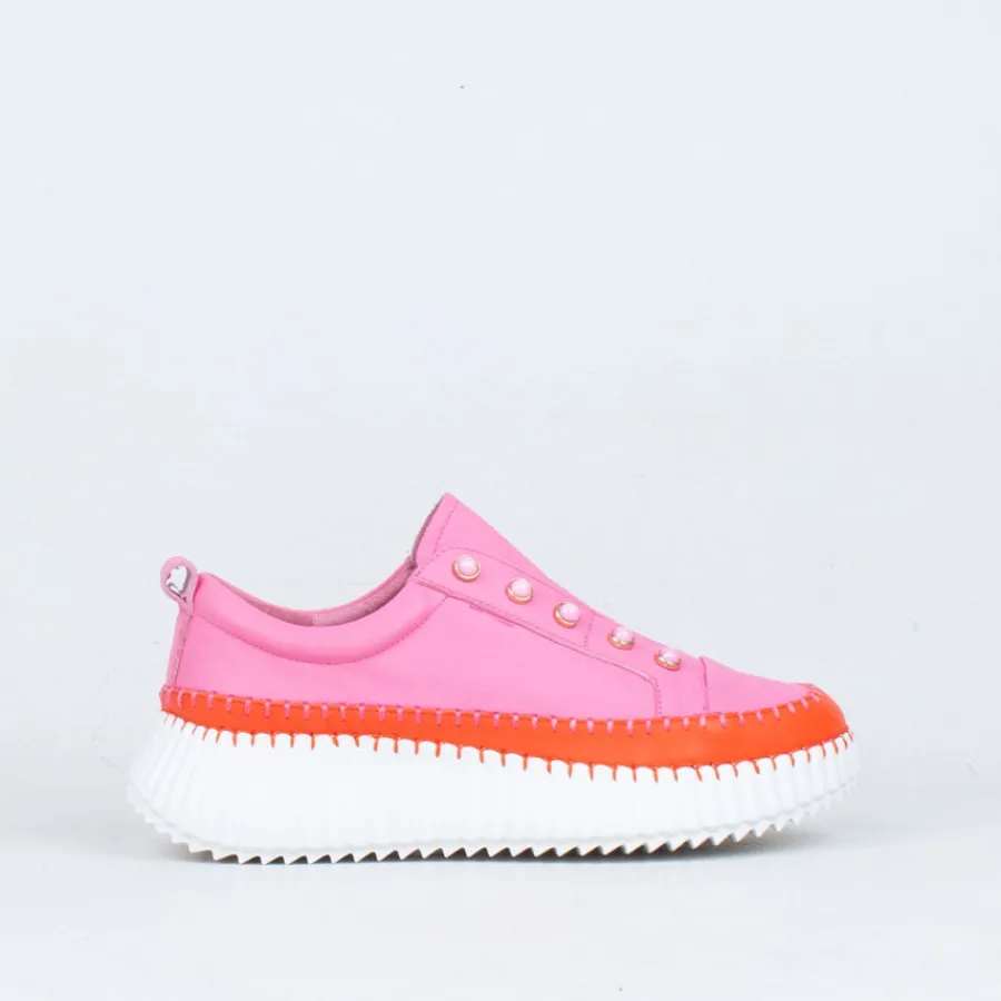 Slip On^Minx Pearlzie Sneaker