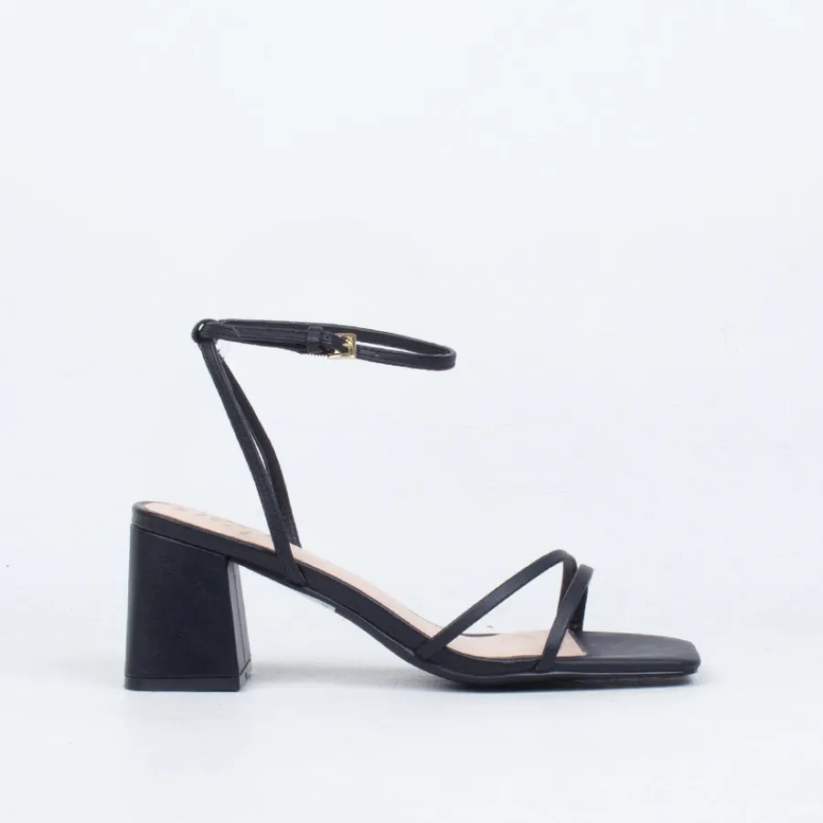 Strappy^Verali Stevie Heel