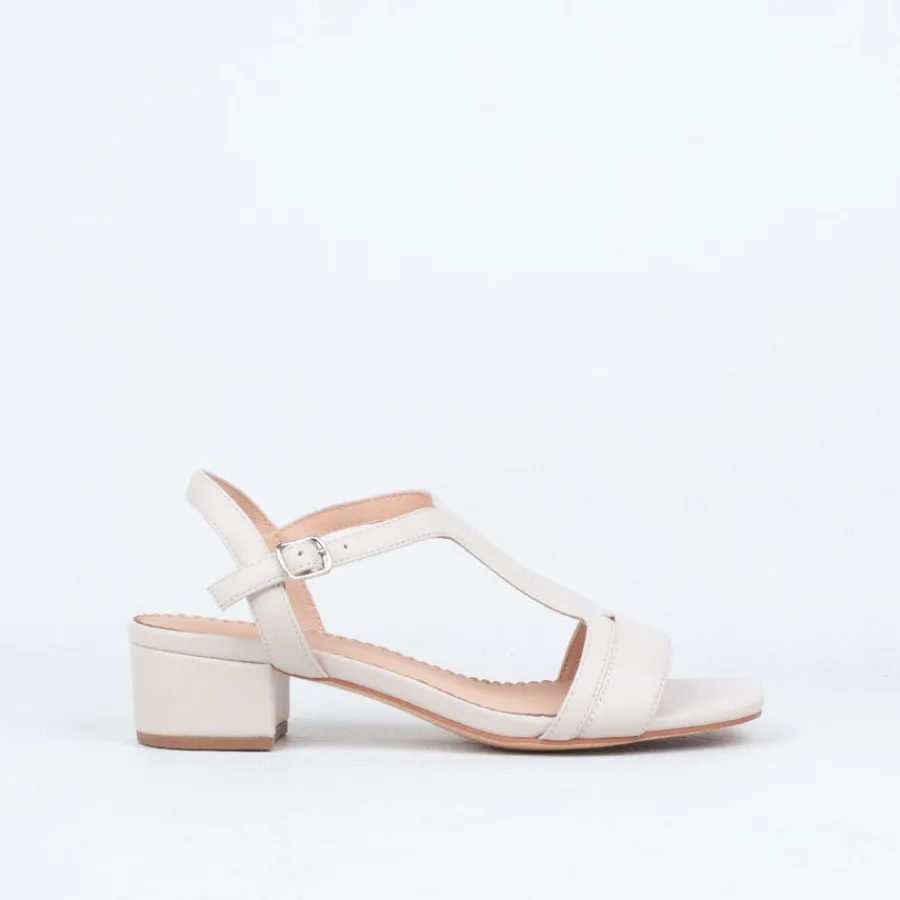 Flat | Heeled^Ernest Wyler Tessa Heeled Sandal