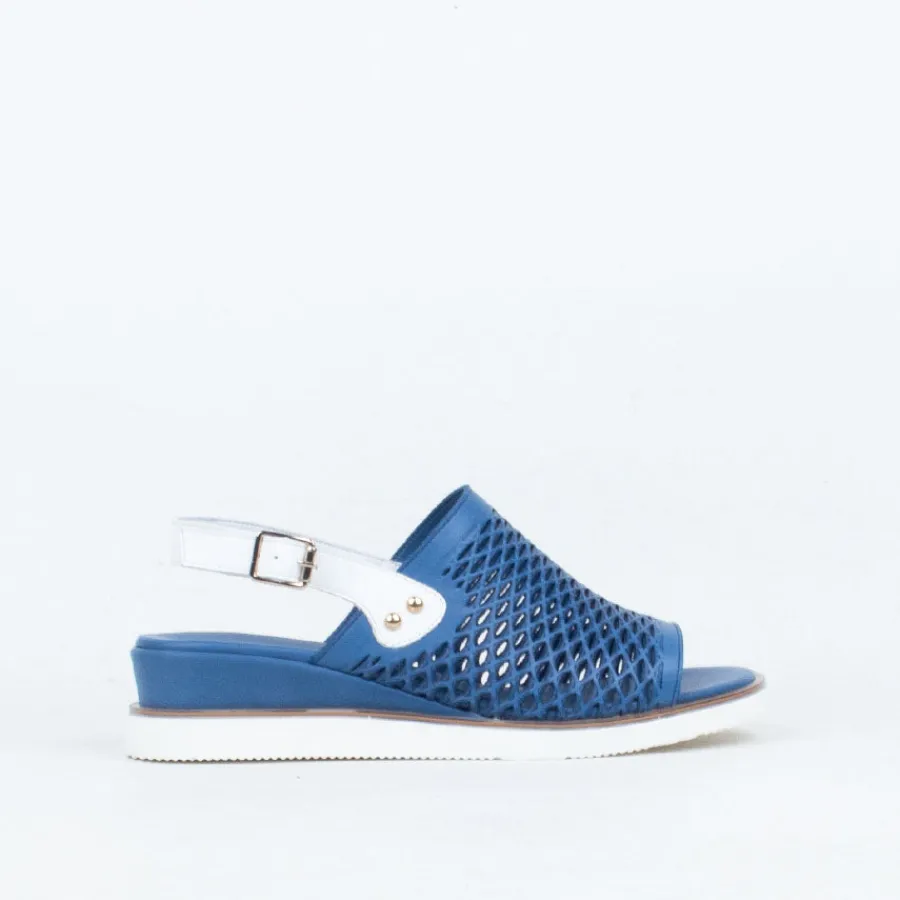 Flat^Rilassare Tetris Sandal Blue/White