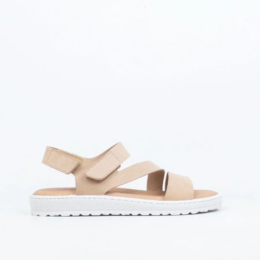 Flat^Pluma Flex - Spain Tomasa Sandal