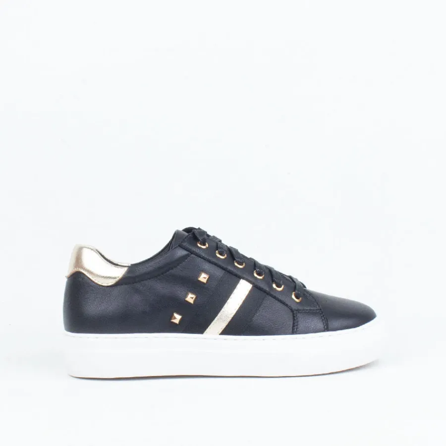 Lace Up^Gelato Zagger Sneaker