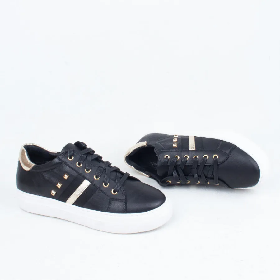 Lace Up^Gelato Zagger Sneaker